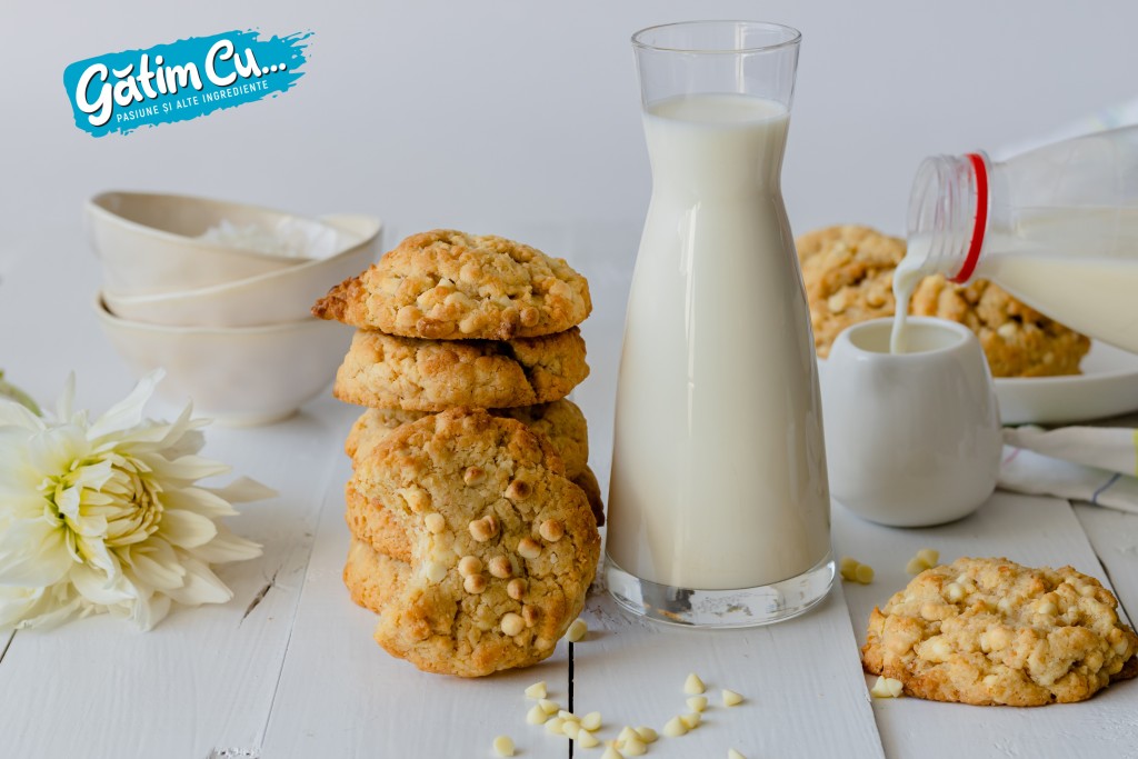 Biscuiți cu ciocolată albă și cocos