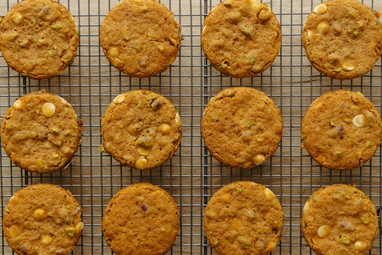 Печенье с фисташками и белым шоколадом