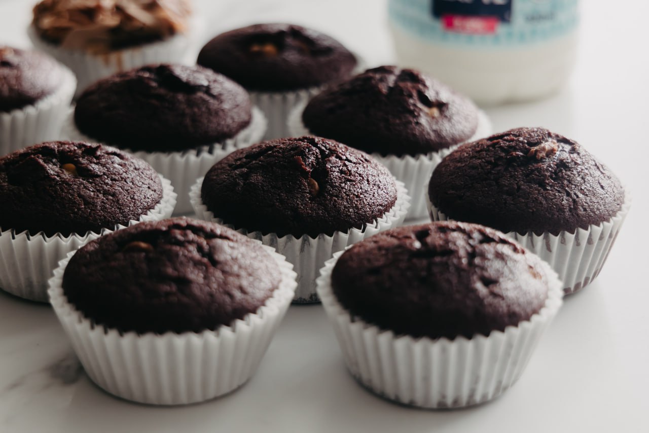 Кексы с какао и шоколадом