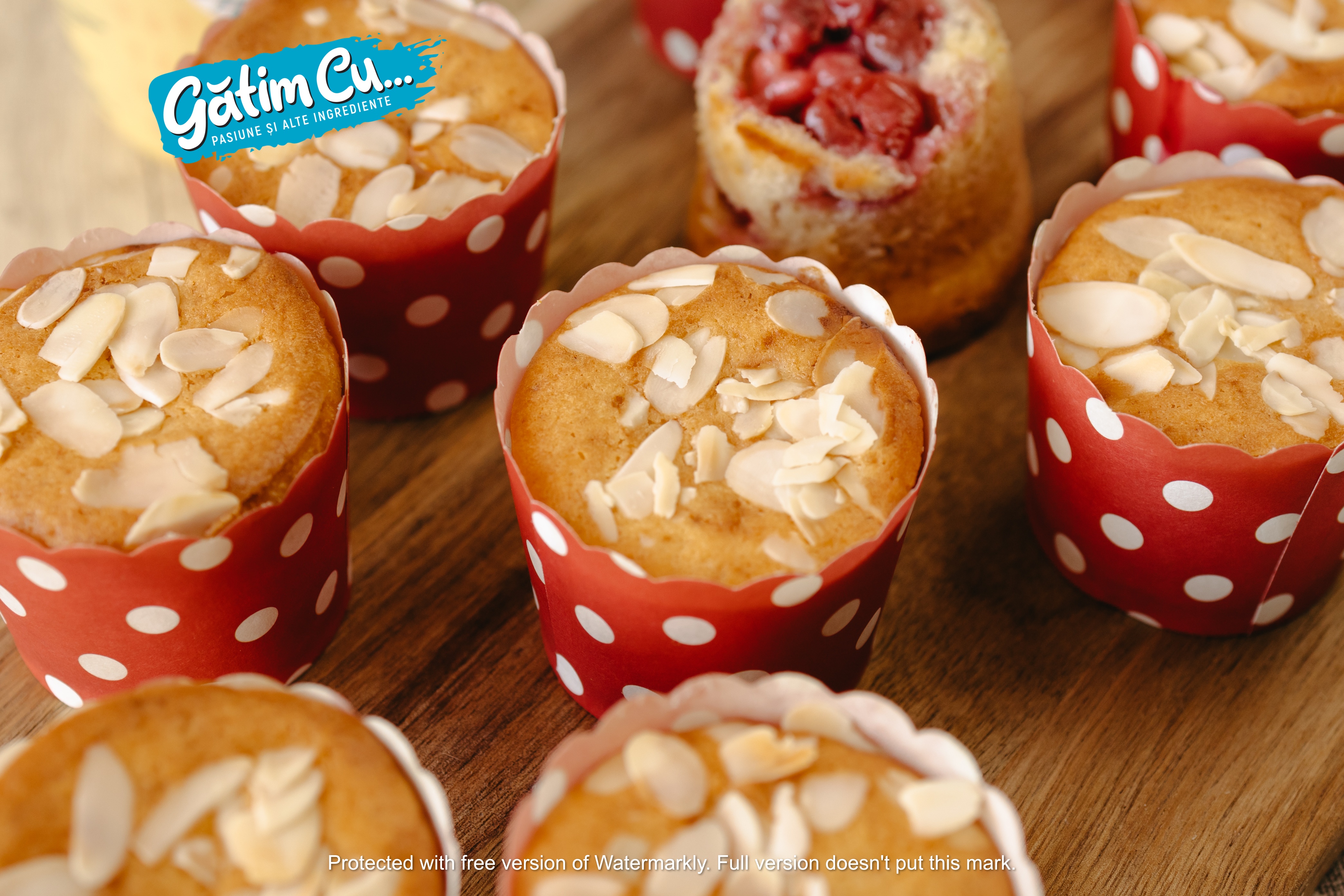 Кексы с вишней