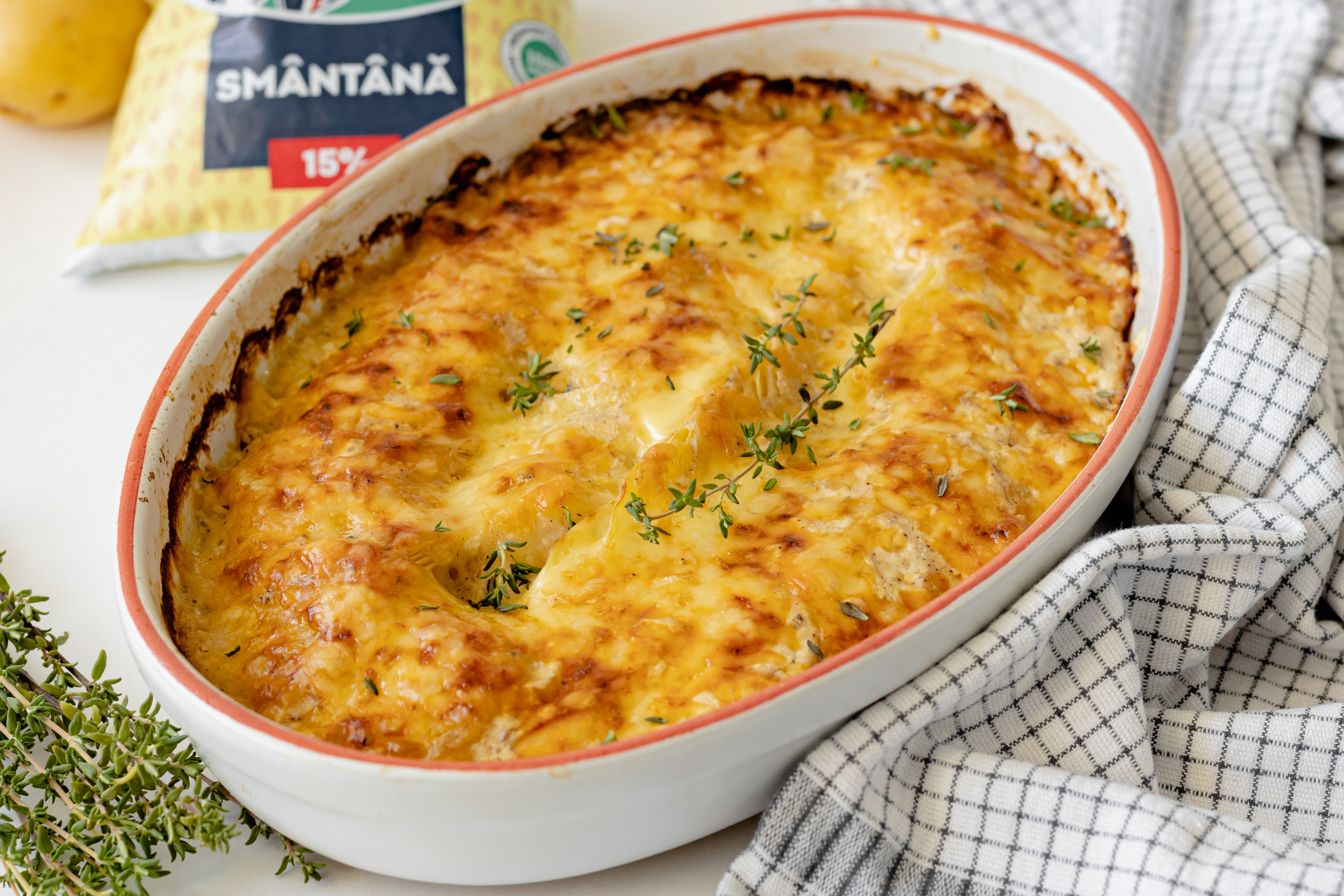 Вкусный картофель со сливочным соусом