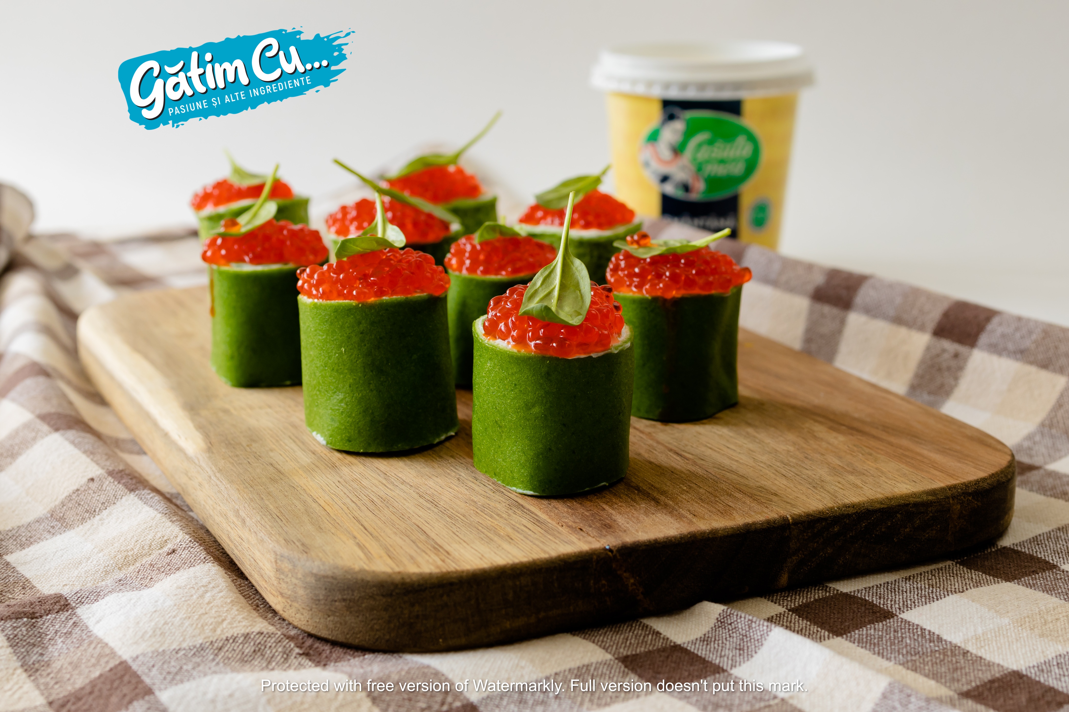 Clătite cu spanac & caviar roșu