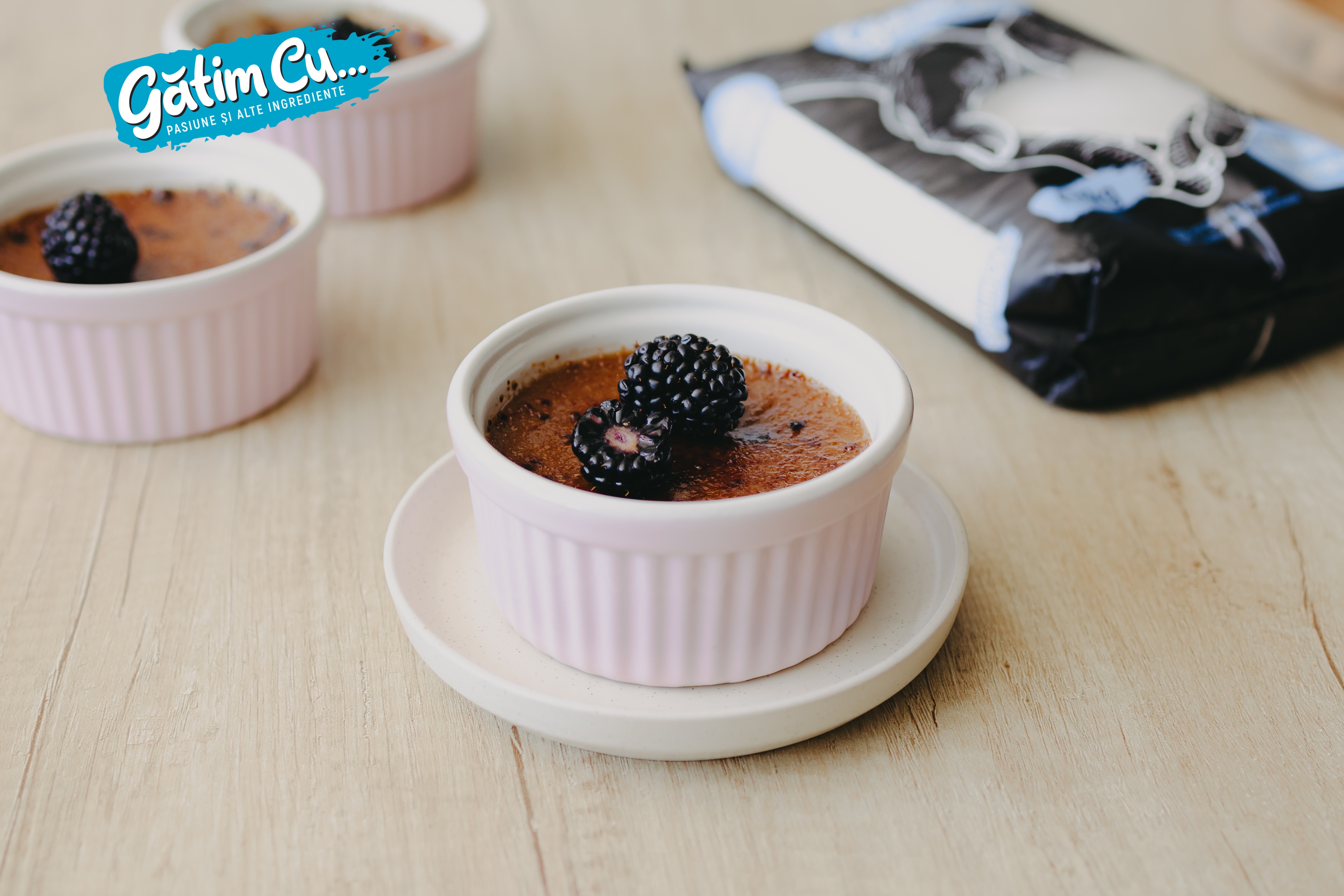 Крем-брюле с ежевикой