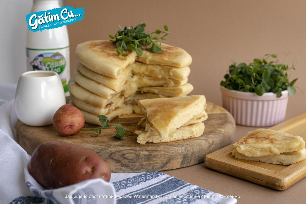 Лепешки с картофелем и сыром