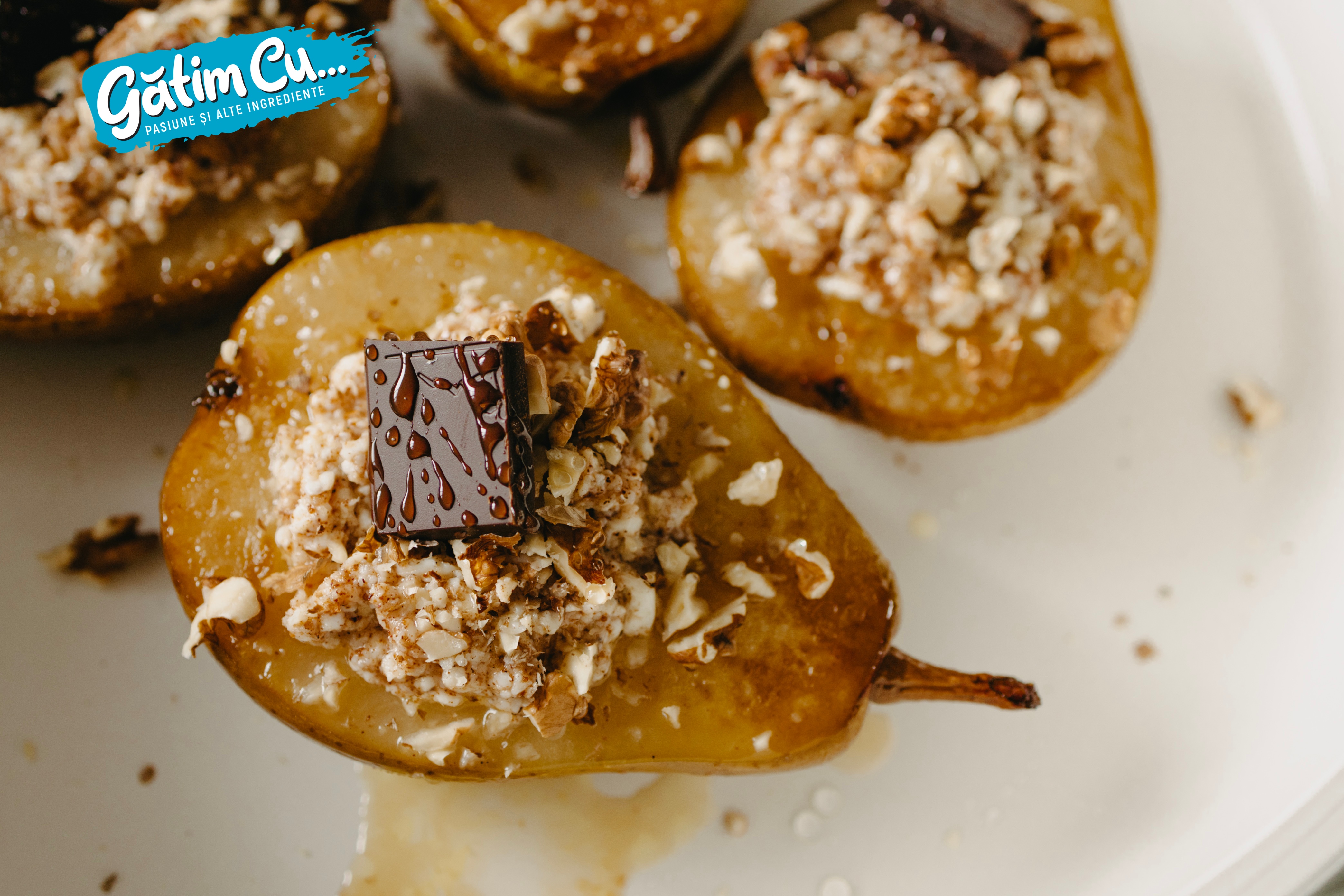 Запеченные груши с творогом