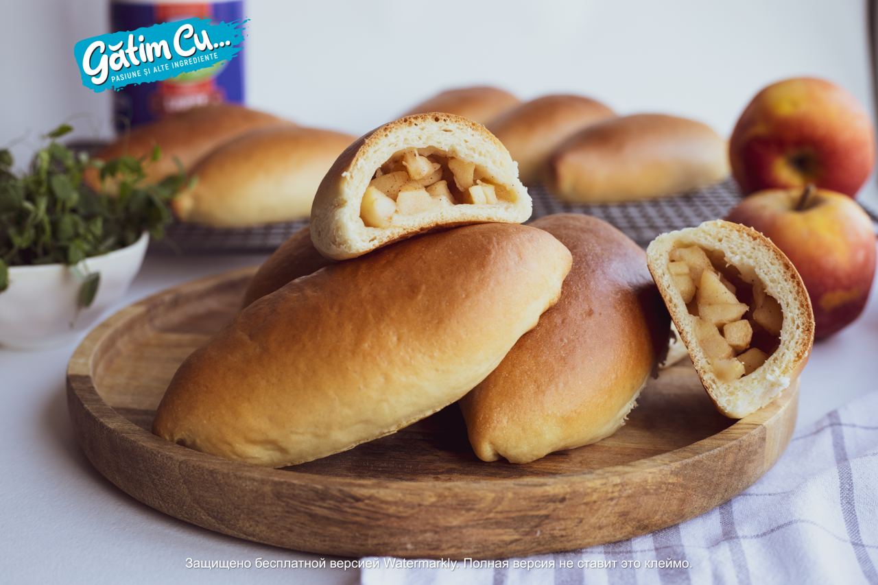 Пирожки с яблоками
