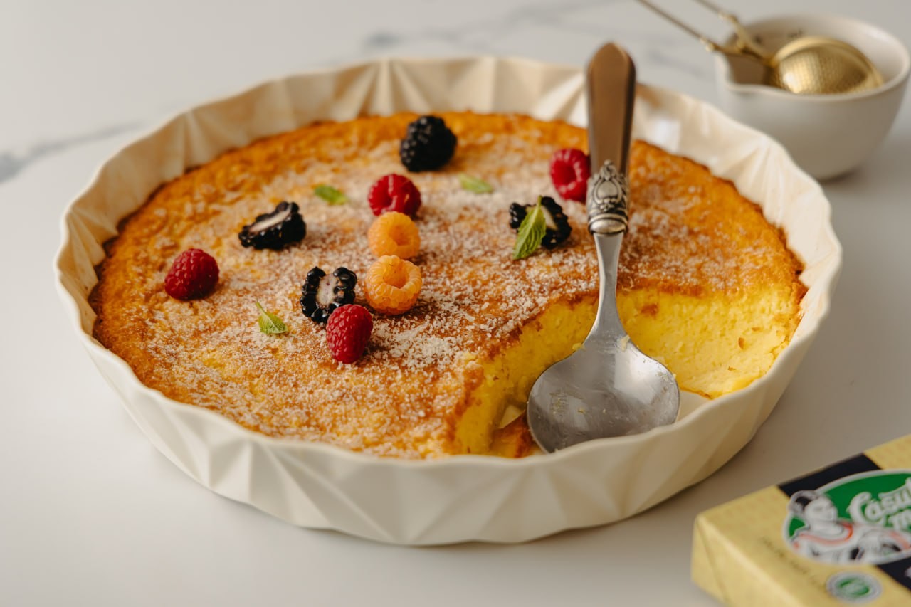 Coconut and Nutmeg Cake