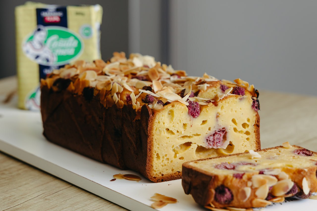 Малиновый торт и миндальная мука