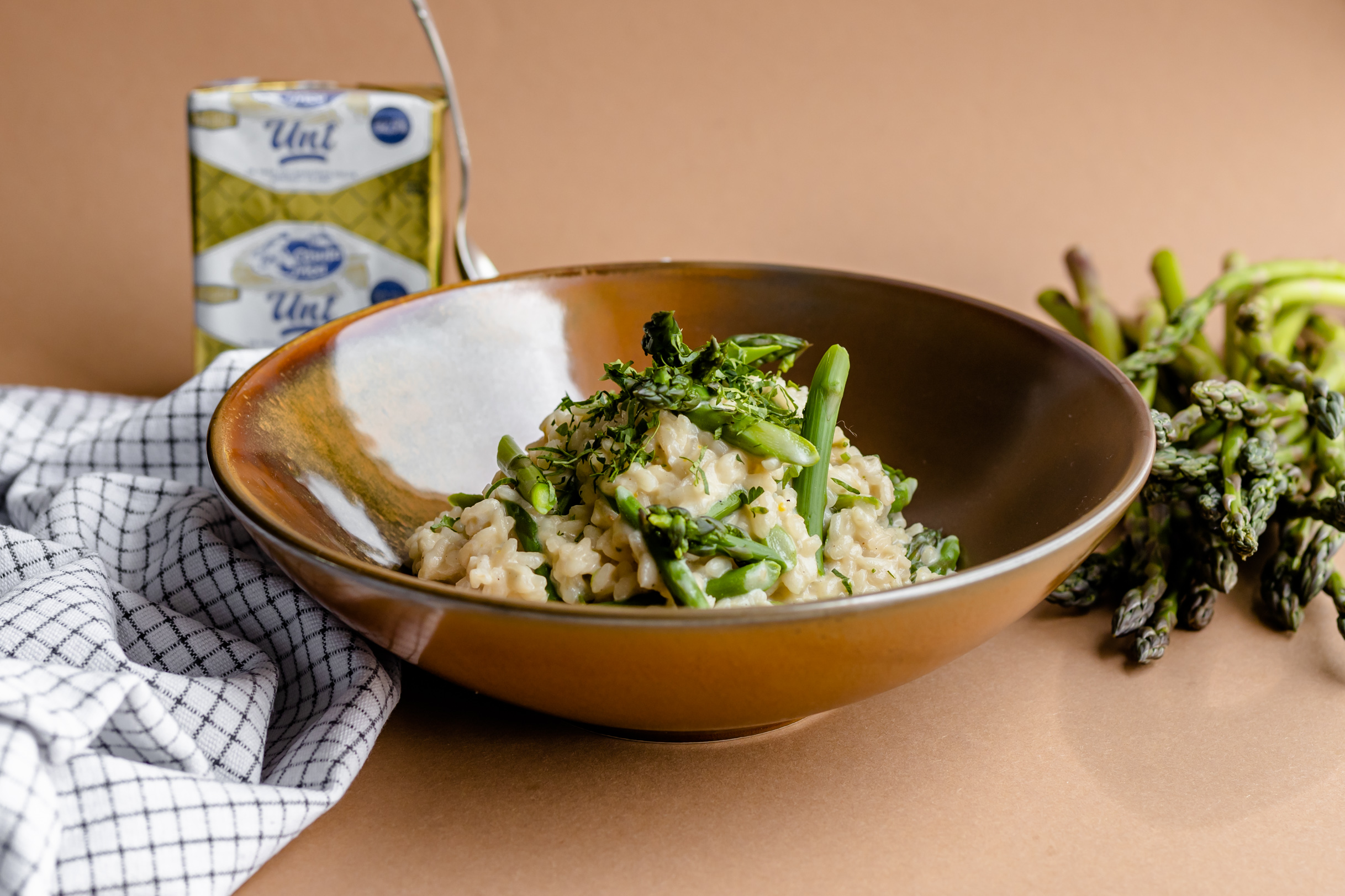Creamy asparagus risotto