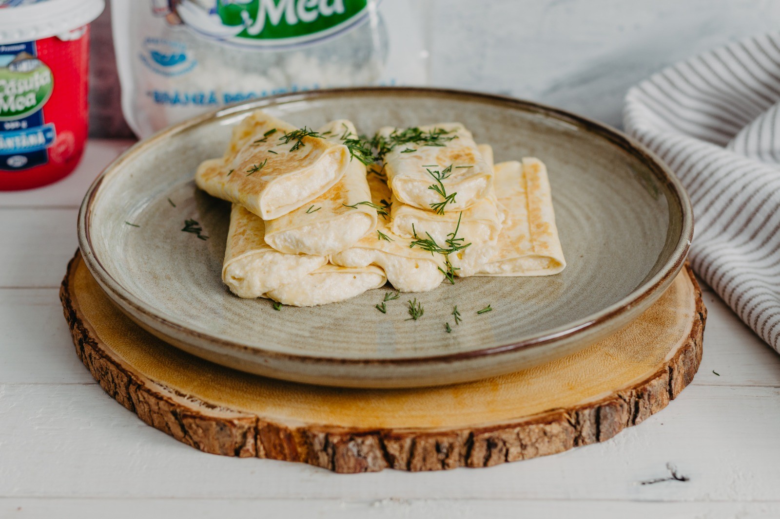 Рулетики из лаваша с сыром и сыром