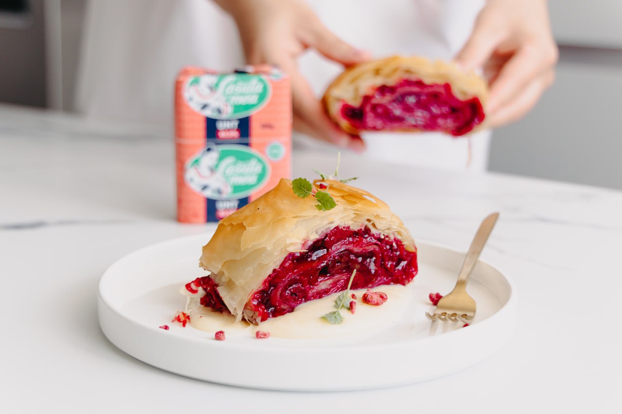 Cherry strudel