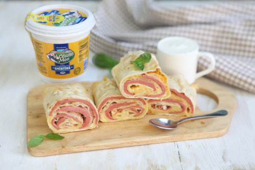 Clătite cu omletă, șuncă și cașcaval