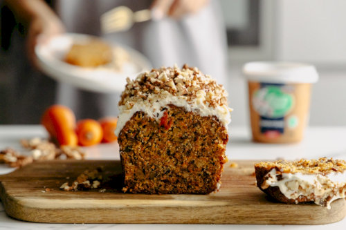 Chec with carrots and nuts