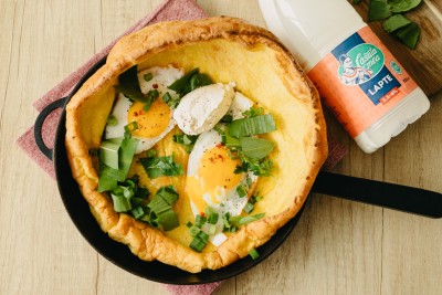 Clătită olandeză cu ouă prăjite