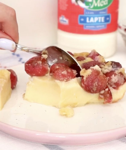 Desertul francez clafoutis cu cirese