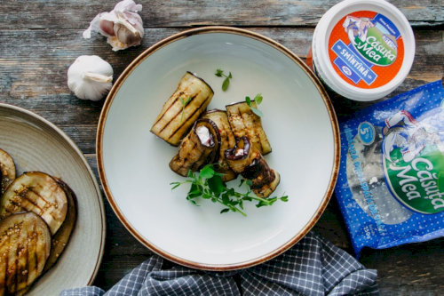 "Mother-in-law's tongue" with cheese