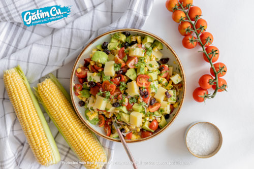 Овощной салат с моцареллой