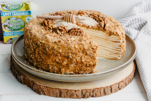 Honey cake (Medovic)