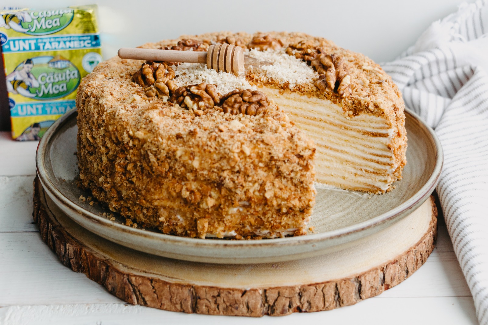 Honey cake (Medovic)
