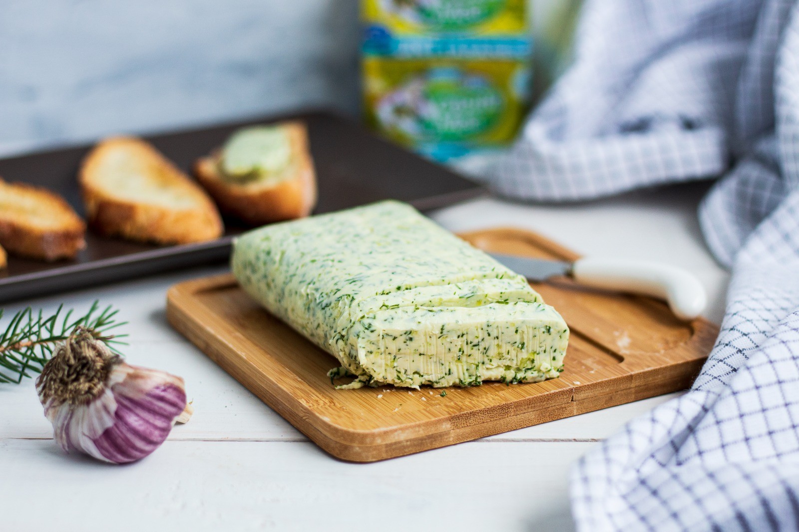 Сливочное масло со специями